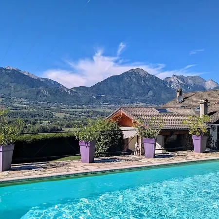 Apartmán Romantique Avec Piscine Monthion